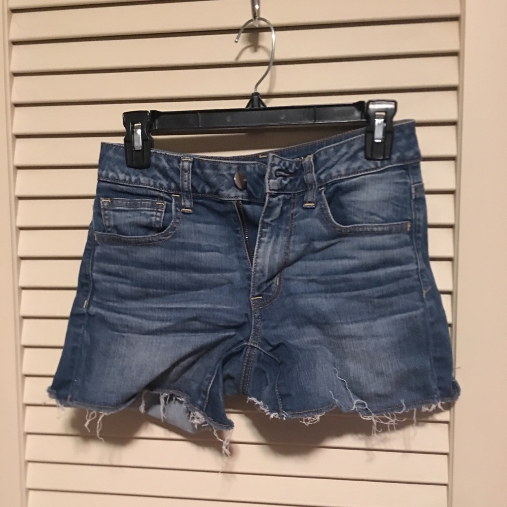 American Eagle jean shortie shorts size 2